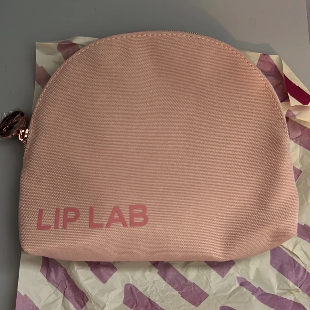 Lip Lab Bag and Bite Beauty Blush. Daycation Whipped Blush in Hibiscus Slush